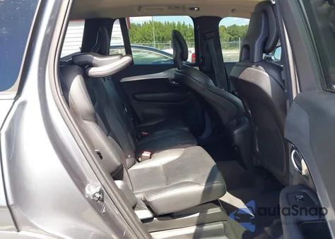 2016 Volvo Xc90 T5 Momentum z USA, uszkodzony, nr VIN YV4102XKXG1072106